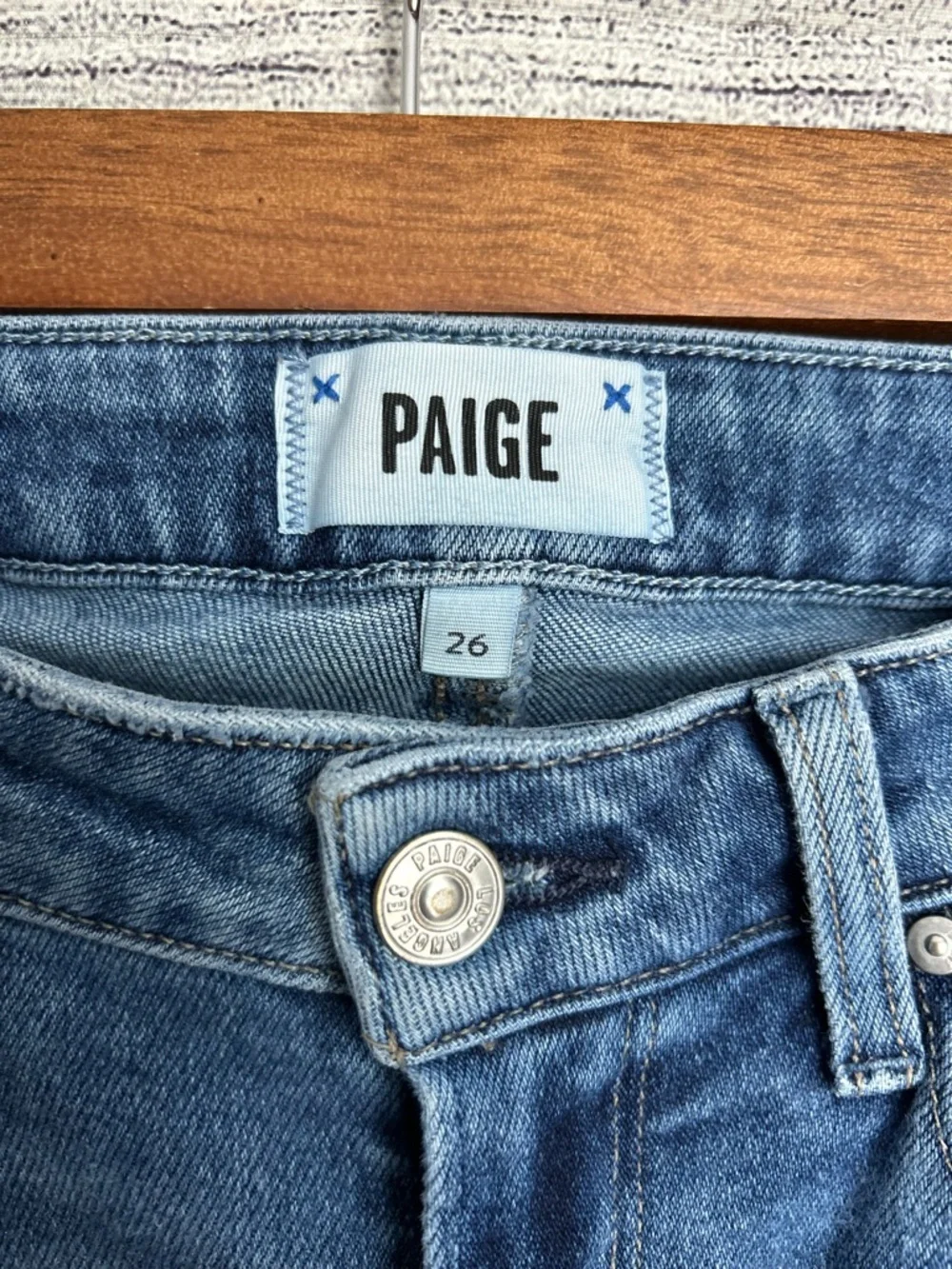 Paige Cindy straight leg jeans raw hem size 26